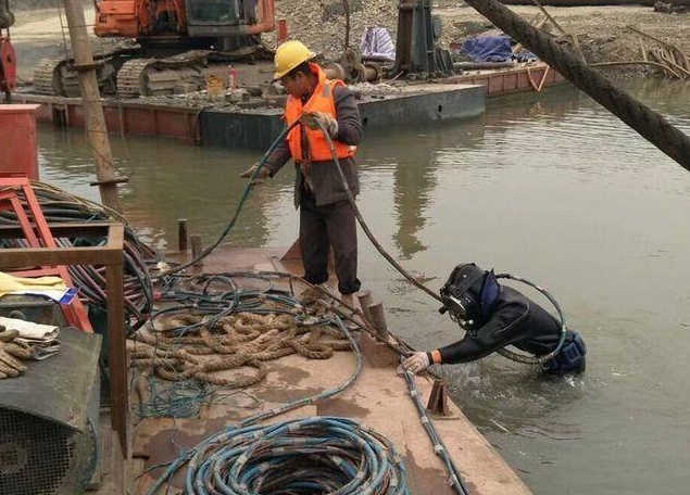丹东潜水封堵打捞